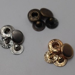 دکمه چهرپارچه ریز بسته 20عددی